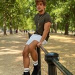 Polo Morín Instagram - Las manos correctas no te sueltan, pero te dejan ser libre. 🌳🌿🌱🍀❤️‍🔥🫶🏼