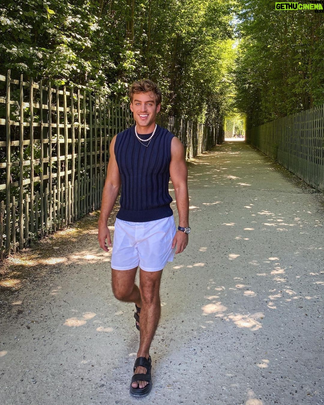 Polo Morín Instagram - Château de Versailles… 40’C 🥵