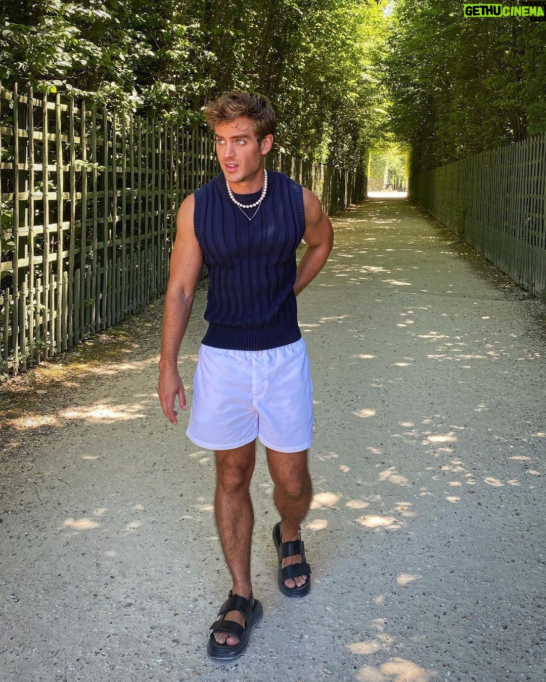 Polo Morín Instagram - Château de Versailles… 40’C 🥵