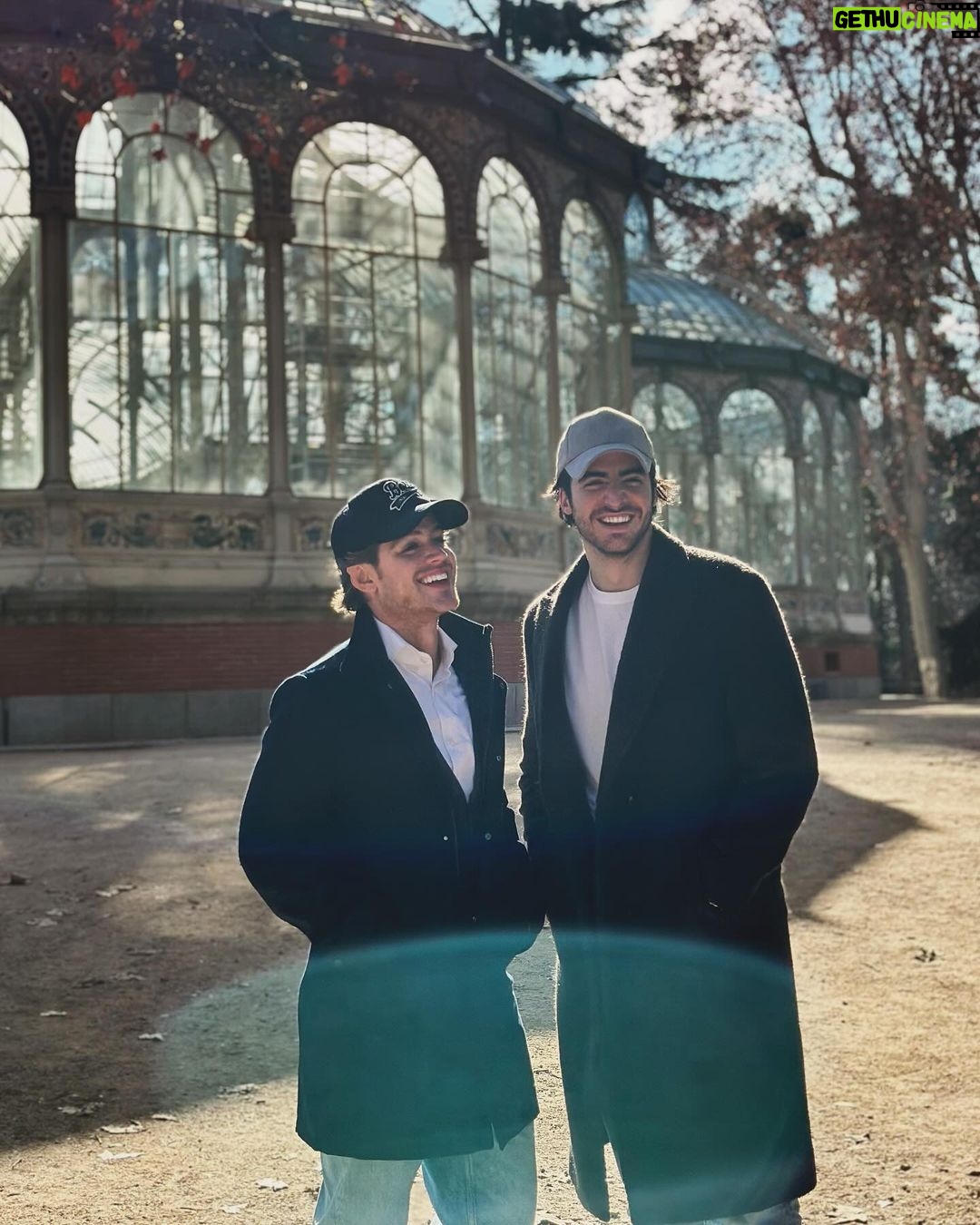 Polo Morín Instagram - For life 🐧 Madrid, España