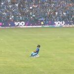 Pooja Chopra Instagram – My “I WAS THERE MOMENT” King of Cricket @virat.kohli hits his 50th Century in One day international surpassing the god of Cricket’s 49 Centuries milestone. It might take awhile for anyone in the world to beat this record 💪⚡️💙🇮🇳🙌🏻 #hadtodocument