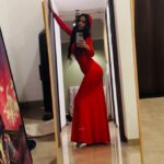 Poonam Pandey Instagram - Soh Tere Pyaar Di… . . #poonampandey #favorite #track #fun #trendingreels #poonampandeyvideos