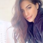 Poonam Pandey Instagram – Lazy weekend morning…
.
.
#poonampandey #morning #fun #balcony 
#photoday