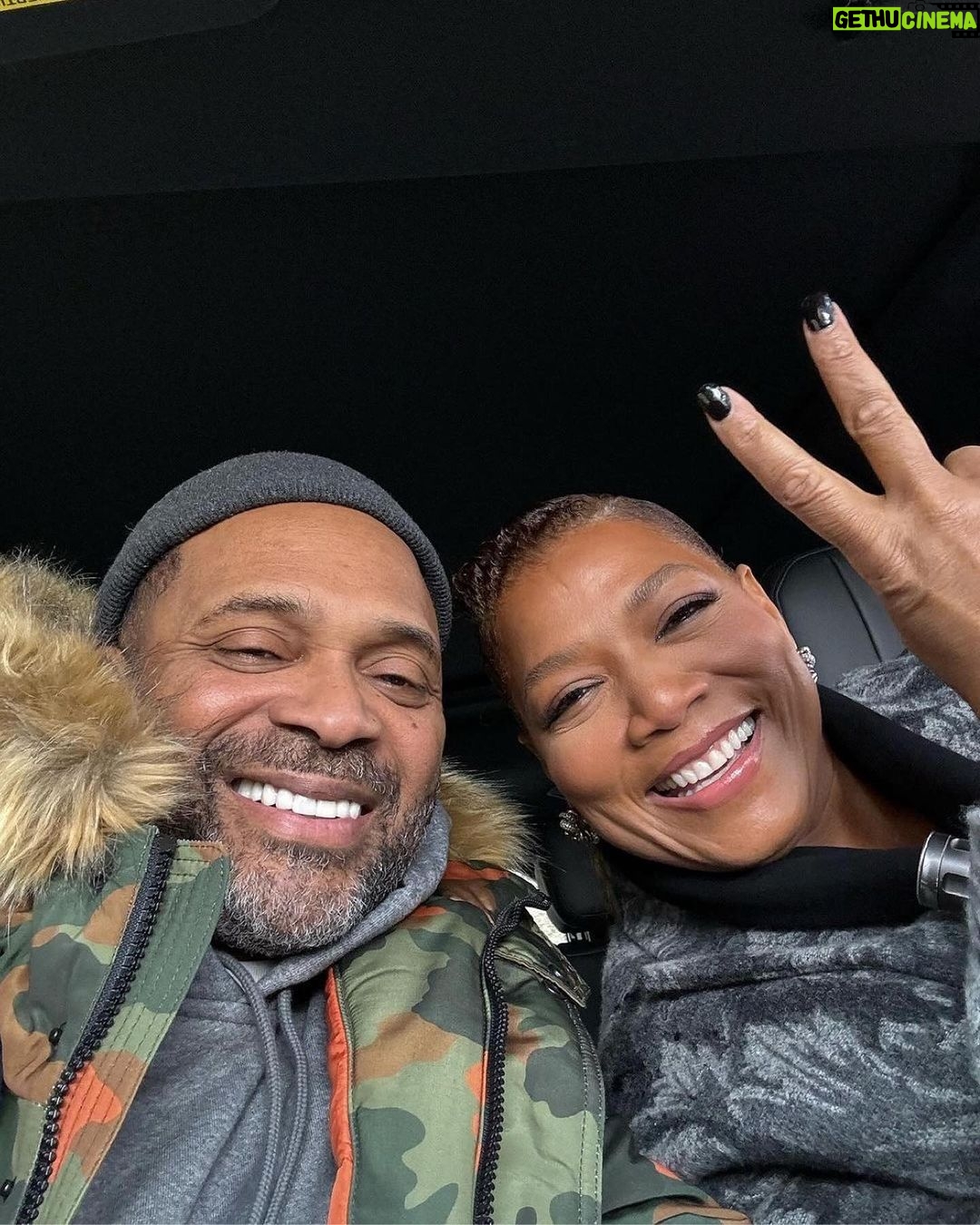 Queen Latifah Instagram - Catch us tonight on a new episode of #TheEqualizer ✌🏽🎉🔥