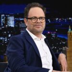 Rainn Wilson Instagram - @rainnwilson describes his viral run-in with a @theoffice fan that he sat right next to on a plane! #FallonTonight The Tonight Show Starring Jimmy Fallon
