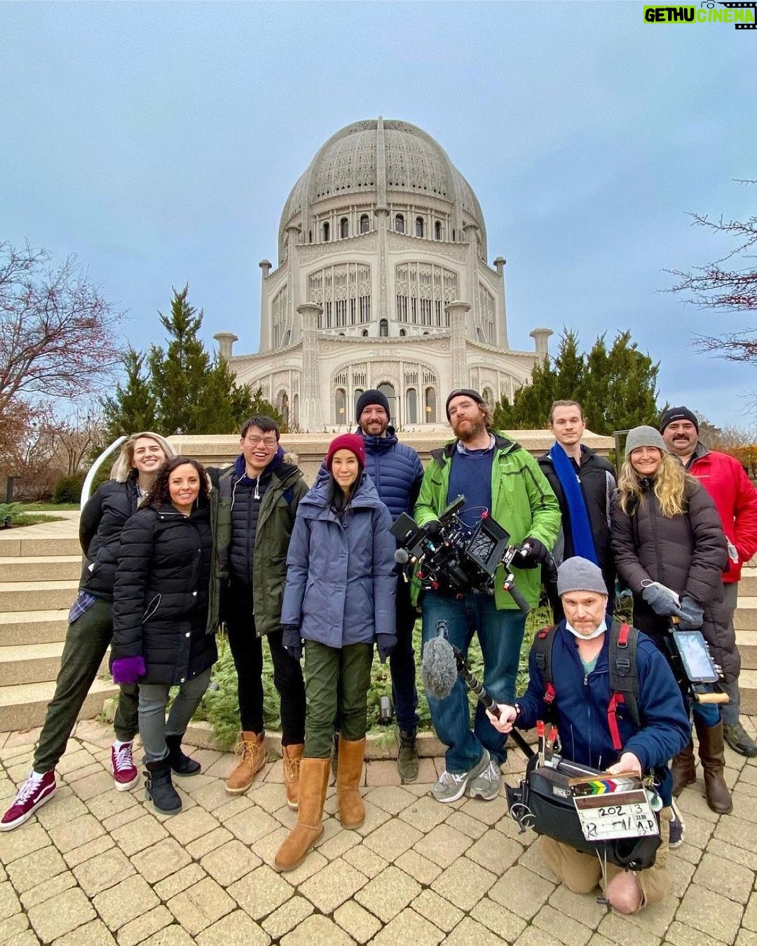 Rainn Wilson Instagram - Repost from @lisalingstagram • The second episode of the #ThisIsLife double header on Sunday—our final two shows—is about one of the fastest growing religions in the world. Followers of this faith believe they know the key to global harmony—wouldn’t that be nice? . Anyone recognize the spectacular structure in front of which my team is standing? It is the religion’s Midwest center of worship here in America. SUNDAY 10PM @CNN