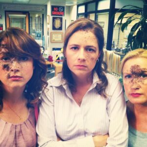 Rainn Wilson Instagram - 10 years ago today we wrapped the final episode of The Office.
So grateful for that 9 year chapter of my life. Filled with laughter and camaraderie with a radiant and brilliant group of goofballs! I’m forever blessed by my association with a show that has withstood the test of time and brought so much joy to so many over the years. Also, don’t be an idiot.