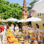 Ranee Campen Instagram - บวงสรวงพระธาตุดอยสุเทพ แม่บุญเรือน โตงบุญเติม ทำบุญสืบชะตา ปล่อยปลาให้ชีวิต🤍 ขอน้อมนำบุญส่งถึงกัลยาณมิตรทุกคนนะคะ🙏🏻✨