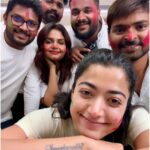 Rashmika Mandanna Instagram - It’s a working holi for us.. but I hope you all are playing safe holi and enjoying yourselves 💃🏻💃🏻💃🏻 Here’s us wishing you all a very Happy Holi.. ❤️🫶🏻✨