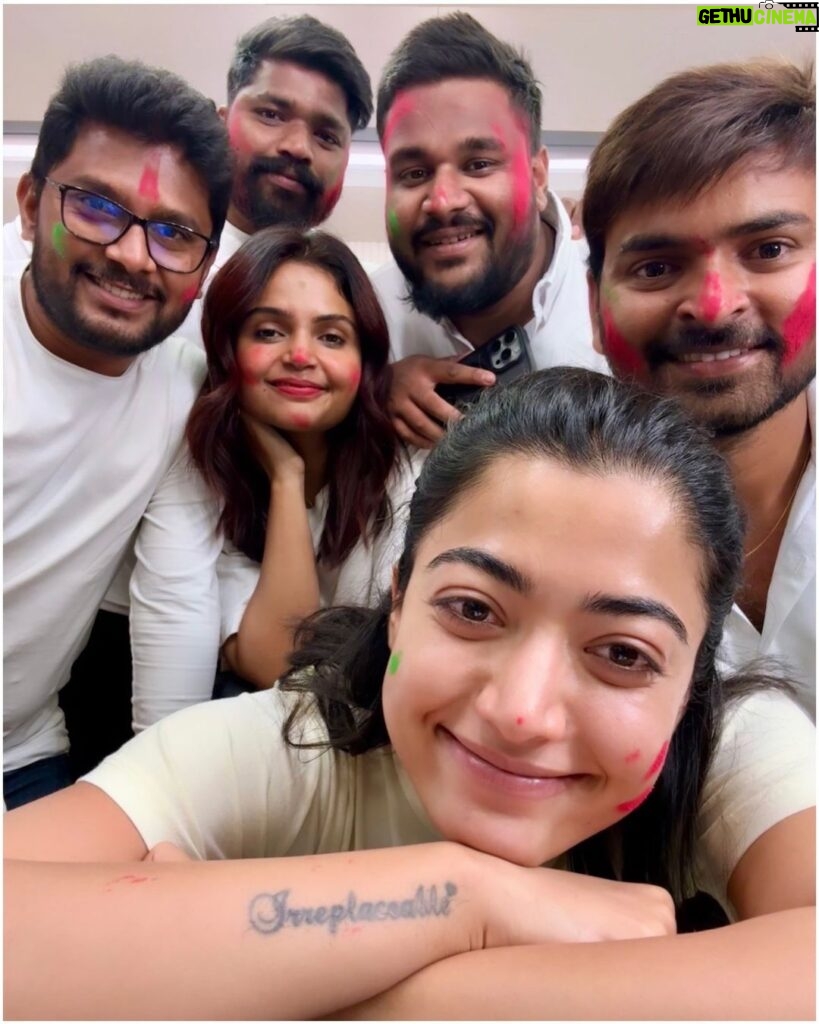 Rashmika Mandanna Instagram - It’s a working holi for us.. but I hope you all are playing safe holi and enjoying yourselves 💃🏻💃🏻💃🏻 Here’s us wishing you all a very Happy Holi.. ❤️🫶🏻✨