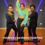 Raveena Daha Instagram – #kurchimadathapetti vibe at @vibeson_nanganallur 🔥
A fun dance reel with cute jodi contestants @im_raveena_daha @iamvvignesh of JODI ARE YOU READY – STAR VIJAY ⭐️ 

@musicthaman 
@urstrulymahesh 
@meenakshichaudhary006 
@sreeleela14 
@nagavamsi19 
@manojinfilm 
@navinnooli 
@haarikahassine 

📹 @reva_issac 

#gunturkaaram🌶️ #dancerreels #vijaytv #cutepair #jodiareuready #contestatants #vibesondancestudio #tollywood #instareels #dancevideo #reelstagram