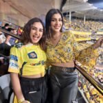 Raveena Daha Instagram - CSK 💛 All about yesterday 🧸 @vishnuvijay_offl💜 @yashikaaannand 💙#csk #ipl #rd #raveena