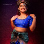Raveena Daha Instagram - 💙🦚⚜️ Beautiful makeup by @dsmakeoverartistry💙 Pictures by @sathishkumarstanly 😍 Stunning Face painting by @brownnie30 ❤️ #jodi #dance #pictures