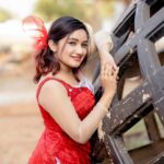 Raveena Daha Instagram - Paatu paadava ❣️ Beautiful makeover by @dsmakeoverartistry ❣️ Amazing shots by @sathishkumarstanly 😍 #raveena #jodi #dance #90's