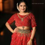 Raveena Daha Instagram - ❤️❤️❤️ Amazing pictures by: @sathishkumarstanly #jodi #raveena #raveenadaha #live #love #laugh