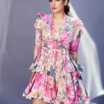 Raveena Tandon Instagram - Hot summer days ! Feelin like gulaab Gulaab bo… ♥️😁