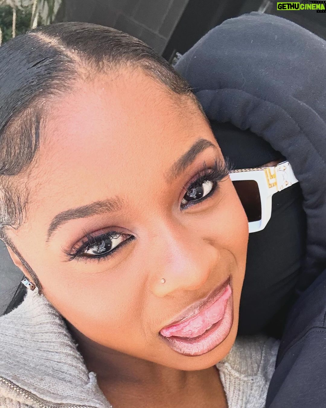Reginae Carter Instagram - March Madness ☄️