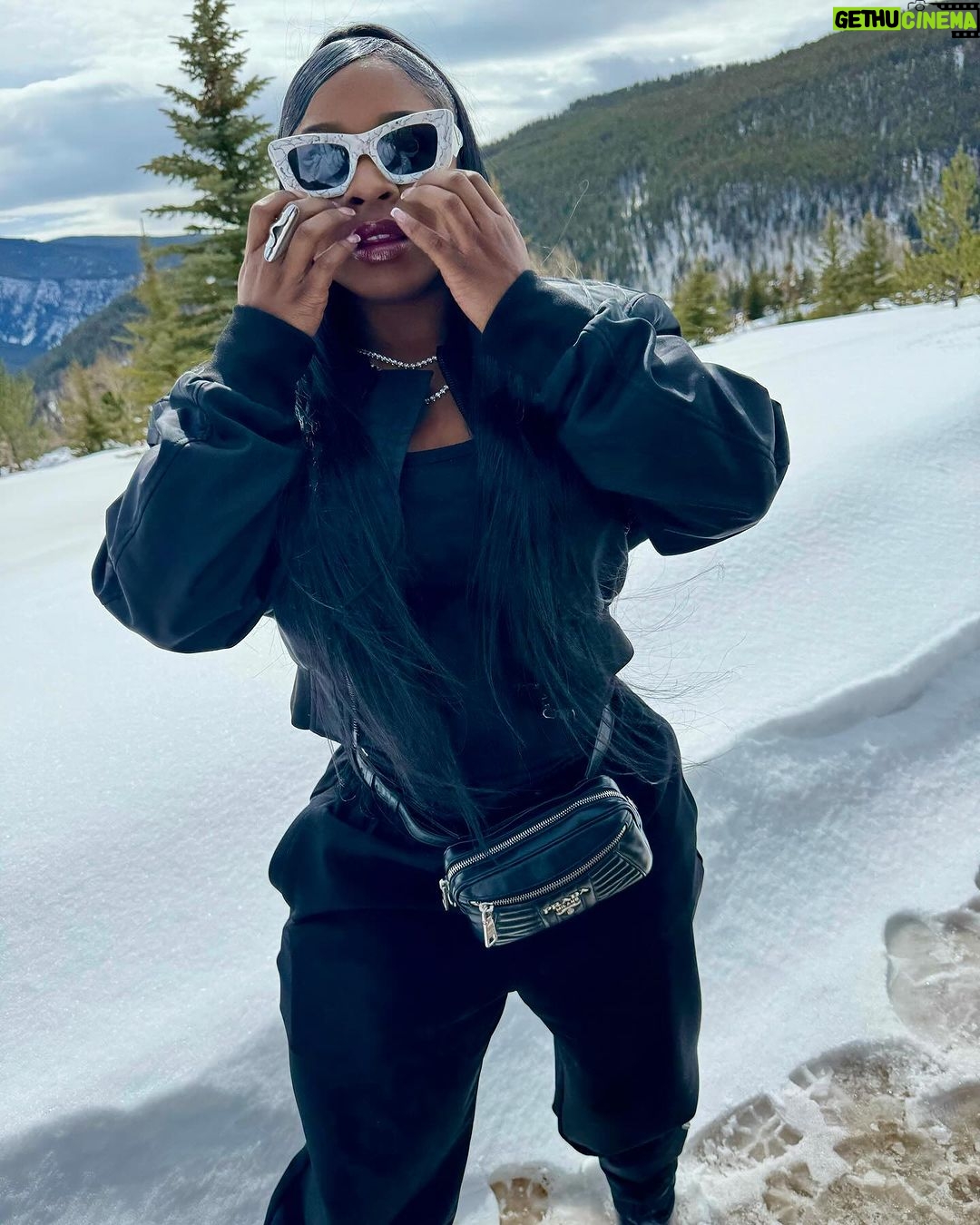 Reginae Carter Instagram - D N D 🫶🏾 Aspen, Colorado