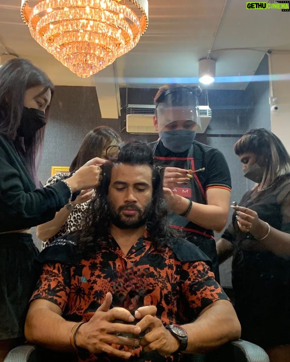 Remy Ishak Instagram - Jason Momok "Me time" 💅