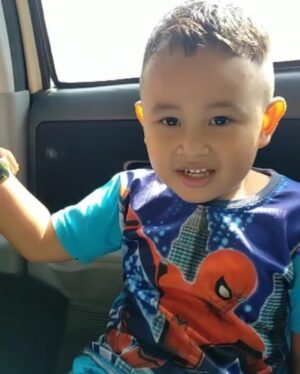 Remy Ishak Instagram - Kesayangan Pak Ngah.
Terima Kasih Harith ❤️