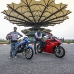 Remy Ishak Instagram - Jumpa @acheykintangkintung tengah selamba rembat RX-Z legend dia kejar @beto_kusyairy atas Ducatti 1198 kat Sepang International Circuit semalam 😂 #rodapanas . photo by : @adam_photographyofficial location : @sepangcircuit