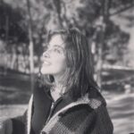 Reyhaneh Parsa Instagram - تو پای به ره در نه و از هیچ مپرس خود راه بگویدت که چون باید رفت ✨🌱🔑