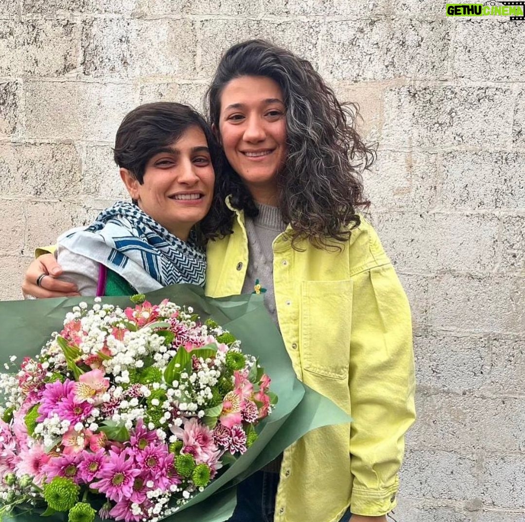 Reyhaneh Parsa Instagram - به امید آزادیِ همه زنانِ در بند #نیلوفر_حامدی #الهه_محمدی