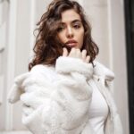 Reyhaneh Parsa Instagram - Beyaz mı?