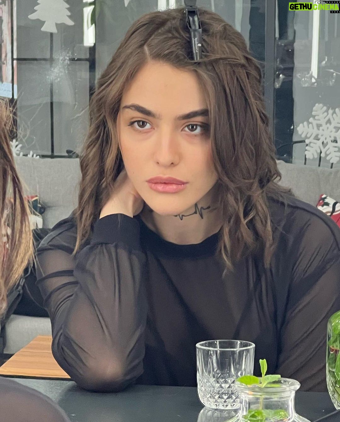 Reyhaneh Parsa Instagram - 🌱 fresh fresh fresh 🧊🍦