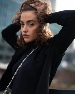 Reyhaneh Parsa Instagram - دی ماه هزارو چهارصد و دو عکاسی با نوید @navid_hsn