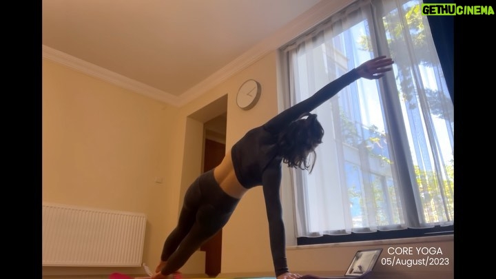 Reyhaneh Parsa Instagram - “Core yoga” Available on YouTube now Check bio‼️ #practiceyoga