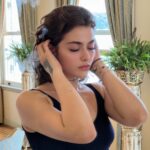 Reyhaneh Parsa Instagram - ☺️ اگر که قرار به پذیرش باشد، اکنون را می پذیرم! زیرا اکنون، حقیقی ترین دارایی من است!
