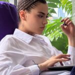 Reyhaneh Parsa Instagram - Processing…📕💻📑 #indigo 📽️