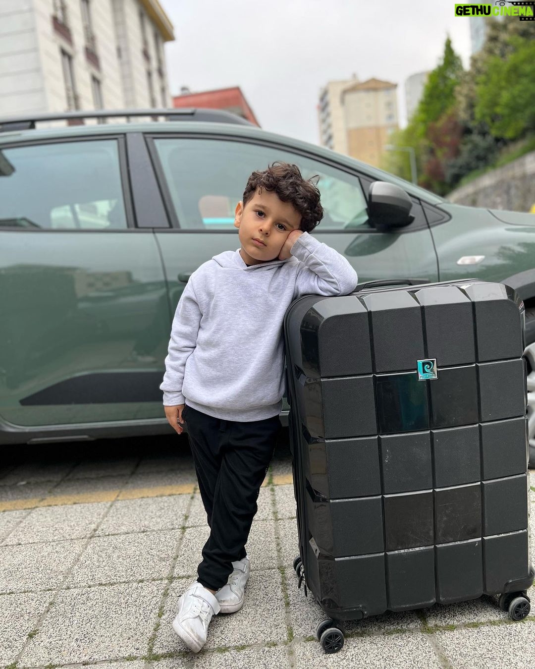 Reyhaneh Parsa Instagram - Happy birthday raibod joonam 🥳🥰🤗