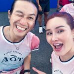 Rhatha Phongam Instagram - มันมีนะ คนที่ตื่นมาแล้วไม่นอนต่อ วันอาทิตย์... แต่นอนบ้างก็ได้ 🫶🏻😂 ดีใจที่ได้เจอทุกคนค่าาาาาา ❤️🫶🏻 #The3rdrunwaysuvarnabhumicharityrun #โครงการเดินวิ่งการกุศล #ทางวิ่งเส้นที่3ท่าอากาศยานสุวรรณภูมิ #ท่าอากาศยานสุวรรณภูมิ #รันเวย์ที่3 #งานวิ่ง #AOT