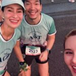 Rhatha Phongam Instagram - มันมีนะ คนที่ตื่นมาแล้วไม่นอนต่อ วันอาทิตย์... แต่นอนบ้างก็ได้ 🫶🏻😂 ดีใจที่ได้เจอทุกคนค่าาาาาา ❤️🫶🏻 #The3rdrunwaysuvarnabhumicharityrun #โครงการเดินวิ่งการกุศล #ทางวิ่งเส้นที่3ท่าอากาศยานสุวรรณภูมิ #ท่าอากาศยานสุวรรณภูมิ #รันเวย์ที่3 #งานวิ่ง #AOT