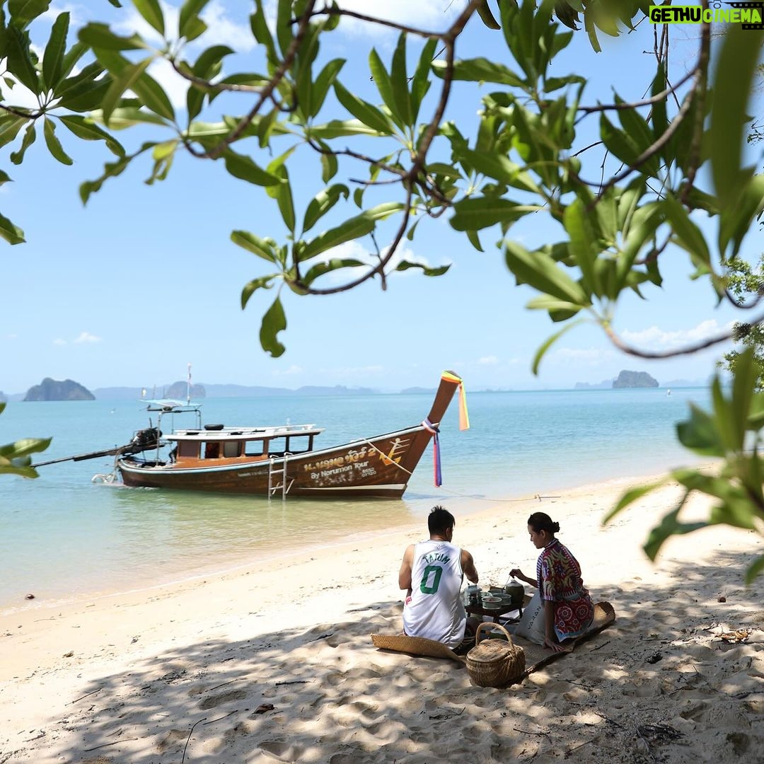 Rhatha Phongam Instagram - Islander wanna be 🌴 @varanahotelkrabi #VaranaHotelKrabi, #TheWellcationExperience, #LeisureWellness, #MinimalistLuxury Varana Hotel Krabi