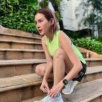 Rhatha Phongam Instagram - พาน้องคนใหม่มาใส่ jog สีฟ้าใส่ละเหมือนนางฟ้า #AdidasSupernova #Adidasrunning #Adidasthailand สวนเบญจกิตติ - Benjakitti Park