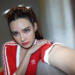 Rhatha Phongam Instagram - แดงไหน ❤️🫶🏻