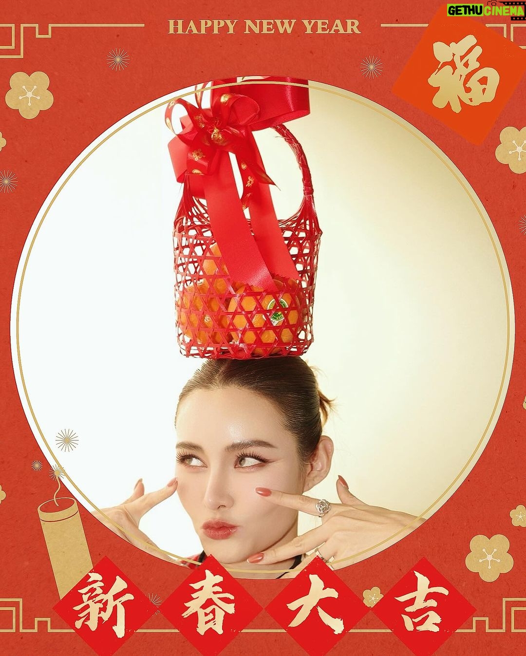 Rhatha Phongam Instagram - 新年快樂 恭喜发财 🎊🐲