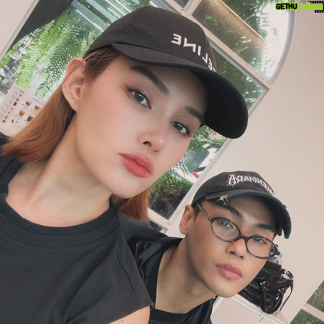 Rhatha Phongam Instagram - จือ และ จือ และ จือ @grafillcoco