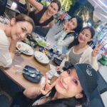 Rhatha Phongam Instagram - คิดถึงเพื่อนๆๆๆๆๆๆแล้วววว นัดๆๆๆๆๆๆ 😘😘 นั่งโต๊ะเดิมตลอดไป 🤣🤣 #hhstyle #girlgroup #girltalk #girls #HH022
