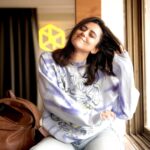 Riddhi Dogra Instagram - 🩵💙💜💛🩷🤍