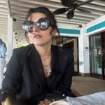Riddhi Dogra Instagram - Sunday as the last day of 2023 is befitting. Considering the heaviness the year held. Toodles 2023. Thanks for the abundance at work and the hard lessons in life. Can’t wait to see you goooooooooooooo ! When a look comes together exactly like it was in my head ! Thanks girl @stylebysaachivj Outfit: @boutiquobysaachi Earrings : @rooh_india_ Neckchains: @palmonas_official pr: @auorstudio Handcuffs: @creyons_ @jewellerybydivyachugh Stylist: @stylebysaachivj With: @sanzimehta777 @styledbynikinagda Dubai Palm Island