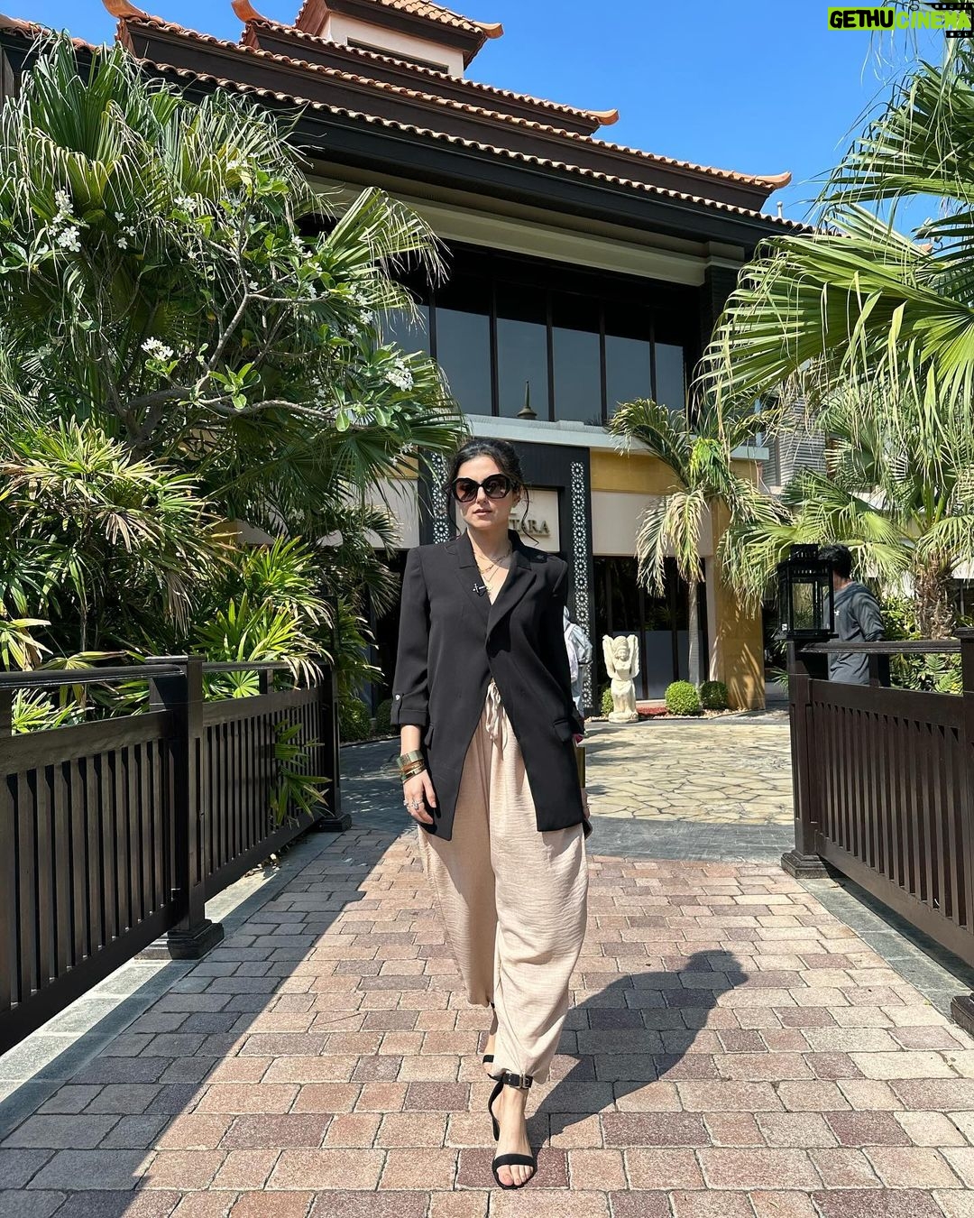 Riddhi Dogra Instagram - Sunday as the last day of 2023 is befitting. Considering the heaviness the year held. Toodles 2023. Thanks for the abundance at work and the hard lessons in life. Can’t wait to see you goooooooooooooo ! When a look comes together exactly like it was in my head ! Thanks girl @stylebysaachivj Outfit: @boutiquobysaachi Earrings : @rooh_india_ Neckchains: @palmonas_official pr: @auorstudio Handcuffs: @creyons_ @jewellerybydivyachugh Stylist: @stylebysaachivj With: @sanzimehta777 @styledbynikinagda Dubai Palm Island