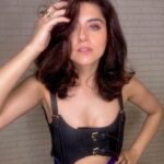 Riddhi Dogra Instagram – Last night was fun. I experimented with my style and had myself a A ONE into 3 kinda situation .. Like chicken soup.
Look 3 – Harness
Make up and Hair @aafreenmakeupandhair
Styling @amritasaluja01