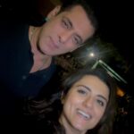Riddhi Dogra Instagram - Tiger 3 for a Minute🌟🌟🌟🌟 For as long as I remember, CINEMA and Dreams and Love and Beauty has been only one thing for me - The Legendary - Mr. Yash Chopra 🙏🕉️😇 Age 5 - Chandni was the first memory I had of being in a movie theatre. And I continue to be an ardent Fan. Yes. The ultimate dream is the Leading part. But, For the sake of that ‘5 year old, 10 year old, that teenager, that first time in love, first time heartbroken , first time dressing up like a lady’ in me I had to have this experience. As an actor, the calculation of time on screen may be brief. But for the joy and hope he has given me growing up - the chance to be in the Yash Raj World was too precious to waste waiting for something big. (YOLO) #bandbaajabaaraat is my ‘wake me up let’s go’ film. And a big reason for me to do this part was to be on Maneesh’s set, see him at work and be directed by him. Thank you @yrf #adityachopra @shanoosharmarahihai #maneeshsharma for bringing me into this world. The film is running successfully at all cinemas. Near and far. Go watch it. The story is king and this film has terrific story. @BeingSalmanKhan is superlative and the heart of the film. You can feel the soul of the character in his performance. Its an absolute treat to watch him. Meanwhile, I’m waiting for my Big role🤞🧿😅Till then heart is satiated with Shaheen 🧕♥️🌟 #tiger3