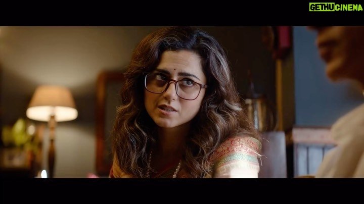 Riddhi Dogra Instagram - Lights, Camera and அதிரடி சம்பவம் ! 💥 #JawanTrailer இப்போது வெளியாகி உள்ளது! Lights, Camera and Adhiradi Sambavam! 💥 #JawanTrailer Ipodhu Velliaagi Ulladhu! #Jawan releasing worldwide on 7th September 2023, in Hindi, Tamil & Telugu.