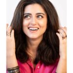 Riddhi Dogra Instagram - Chalein phir ✨🪐♾️🙏 📸 @thephotowalla_ 📍 @theperspectivebox 💇🏻‍♀️ @hair_by_rahulsharma 💄👗👠 @Me !