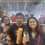 Riddhi Dogra Instagram - Dubaaaaiiiiiiiii Part 1 Immensely joyful. Just keep the breads away. Dubai, United Arab Emirates